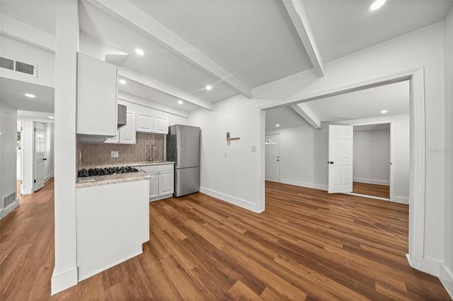 2840 NE 10TH DR, Gainesville, FL 32609