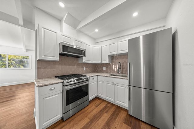 2840 NE 10TH DR, Gainesville, FL 32609