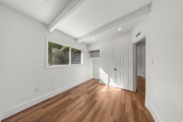 2840 NE 10TH DR, Gainesville, FL 32609