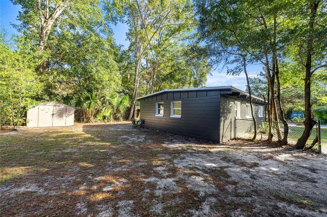 2840 NE 10TH DR, Gainesville, FL 32609