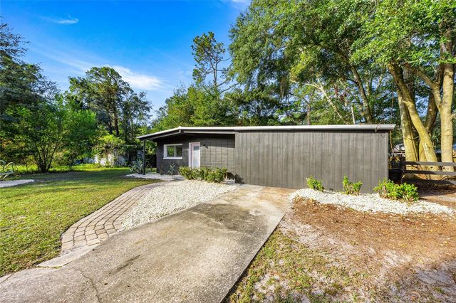 2840 NE 10TH DR, Gainesville, FL 32609