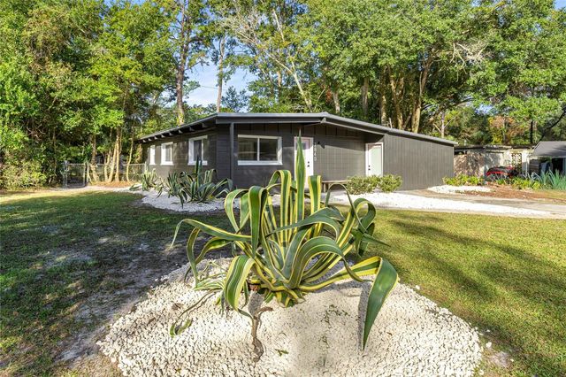 2840 NE 10TH DR, Gainesville, FL 32609
