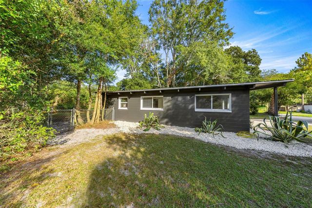 2840 NE 10TH DR, Gainesville, FL 32609