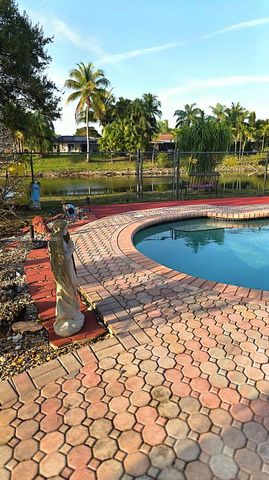 10935 Gable St, Boca Raton, FL 33428