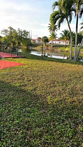 10935 Gable St, Boca Raton, FL 33428
