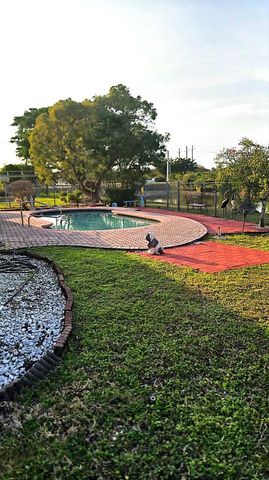 10935 Gable St, Boca Raton, FL 33428
