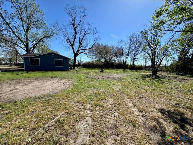 471 Old Goliad Road, Victoria, TX 77905