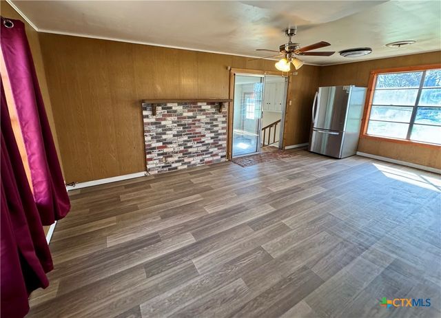 471 Old Goliad Road, Victoria, TX 77905