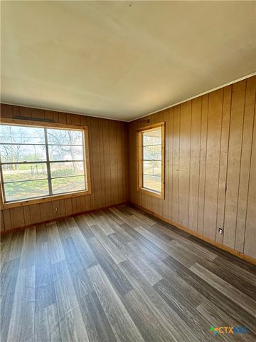 471 Old Goliad Road, Victoria, TX 77905