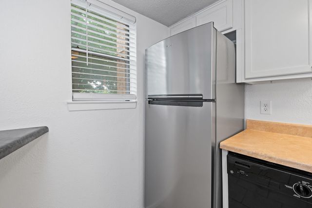 2500 Burleson RD 709, Austin, TX 78741