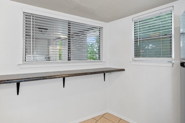 2500 Burleson RD 709, Austin, TX 78741