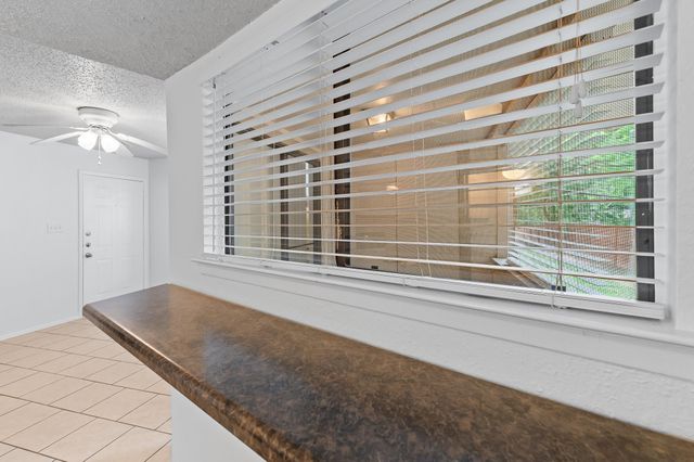 2500 Burleson RD 709, Austin, TX 78741