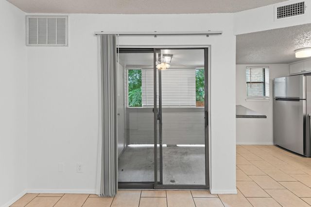 2500 Burleson RD 709, Austin, TX 78741