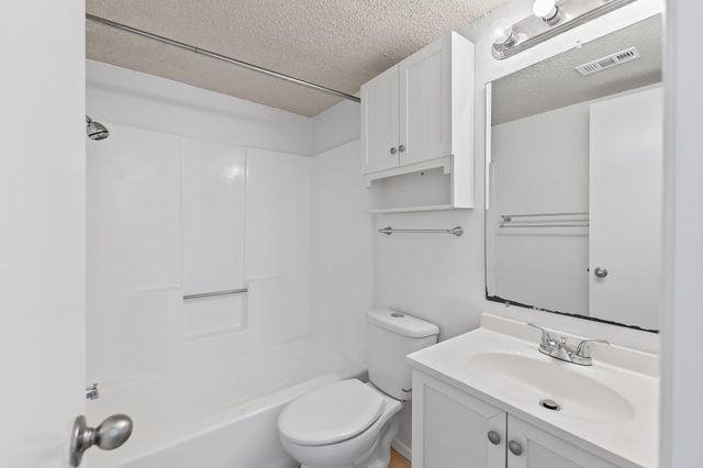 2500 Burleson RD 709, Austin, TX 78741