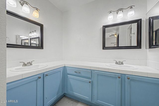 11902 N 73RD Avenue, Peoria, AZ 85345
