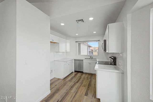 11902 N 73RD Avenue, Peoria, AZ 85345
