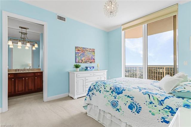 2104 W First ST 3204, Fort Myers, FL 33901