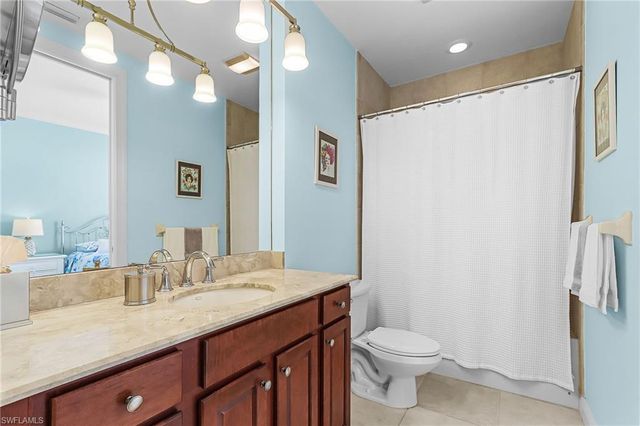 2104 W First ST 3204, Fort Myers, FL 33901