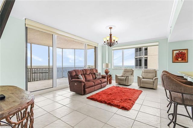 2104 W First ST 3204, Fort Myers, FL 33901