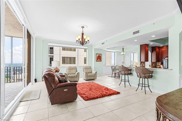 2104 W First ST 3204, Fort Myers, FL 33901