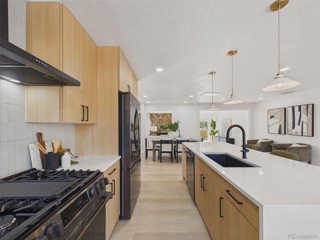 13670 W 51st Place, Arvada, CO 80002