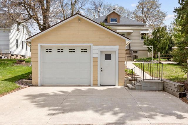 2223 Jackson STREET, New Holstein, WI 53061