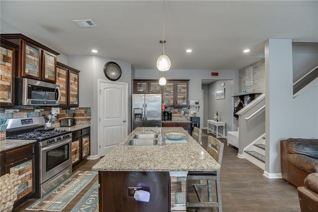 410 Maple Brook Drive, Dawsonville, GA 30534