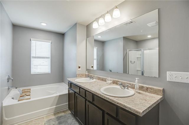 410 Maple Brook Drive, Dawsonville, GA 30534