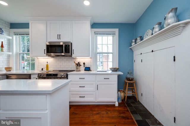 445 N MAIN ST, Bernville, PA 19506