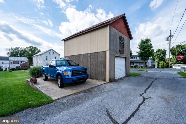 445 N MAIN ST, Bernville, PA 19506