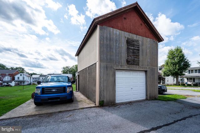 445 N MAIN ST, Bernville, PA 19506