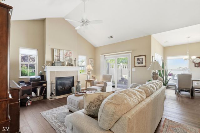 159 Bridgemor Lane, Mooresville, IN 46158