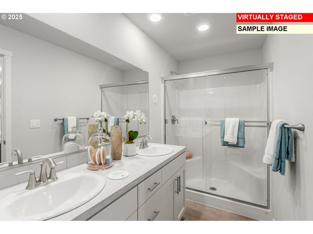 2961 Quail Ave, Woodburn, OR 97071