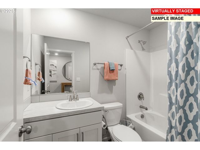 2961 Quail Ave, Woodburn, OR 97071