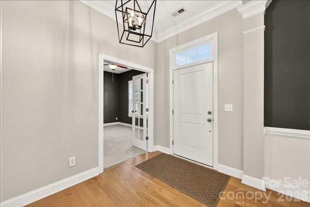 12422 Brenthaven Drive, Davidson, NC 28036