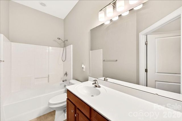 12422 Brenthaven Drive, Davidson, NC 28036