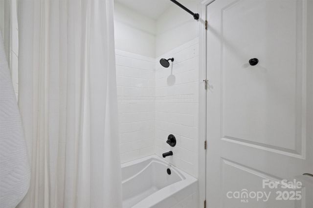 230 S Tryon Street 403, Charlotte, NC 28202