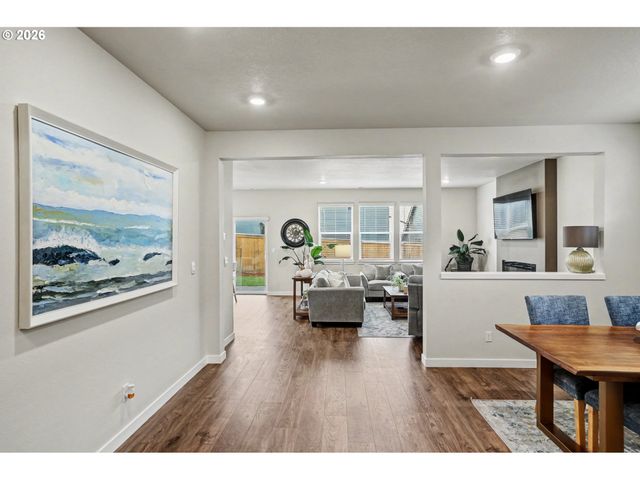 2275 MISTY GLEN Ave, Salem, OR 97304