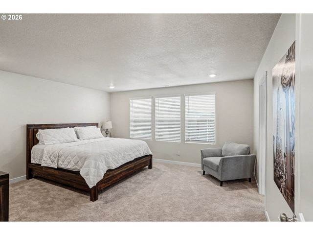 2275 MISTY GLEN Ave, Salem, OR 97304