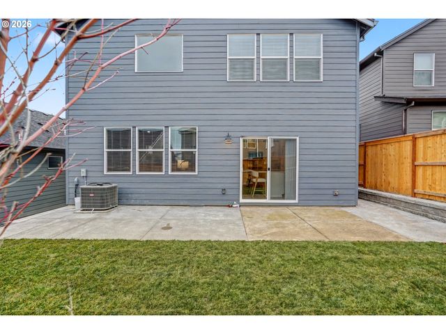 2275 MISTY GLEN Ave, Salem, OR 97304