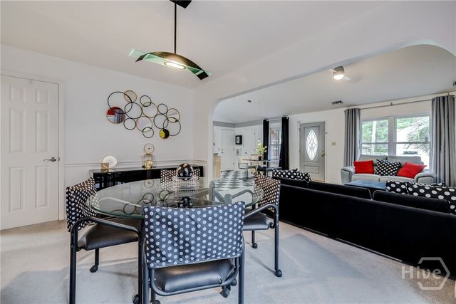 19 Rustic Lane, Savannah, GA 31406