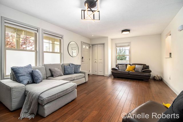 344 Highland Street SE, Grand Rapids, MI 49507