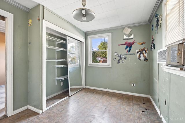 3992 Simpson Avenue, Fairfax, OH 45227