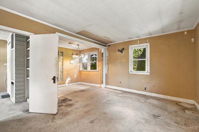 3992 Simpson Avenue, Fairfax, OH 45227