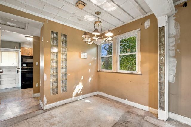 3992 Simpson Avenue, Fairfax, OH 45227