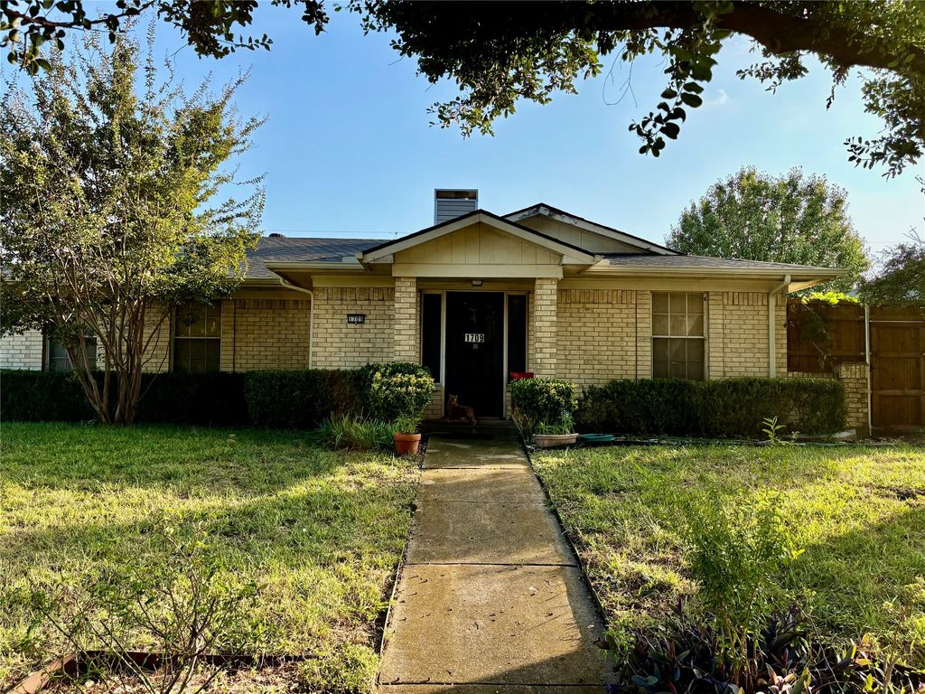 1709 Timbercreek Drive, Garland, TX 75042