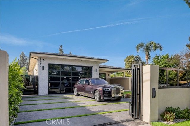 11826 Kling Street, Valley Village, CA 91607