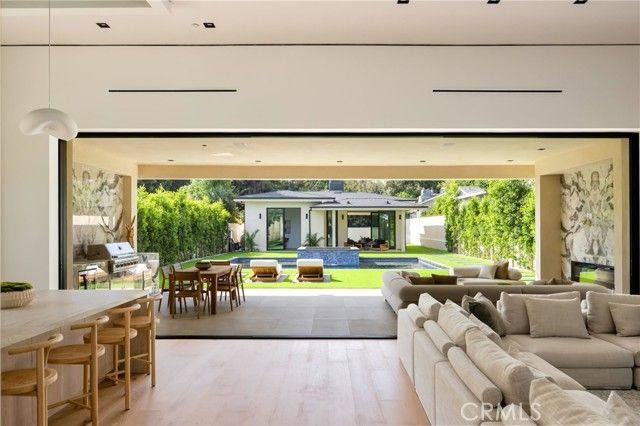 11826 Kling Street, Valley Village, CA 91607