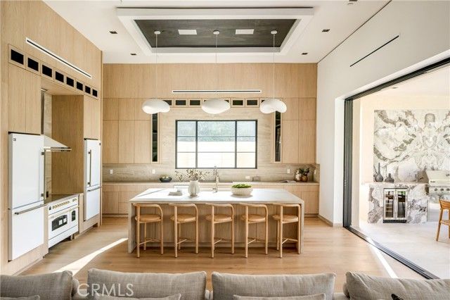 11826 Kling Street, Valley Village, CA 91607