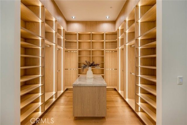 11826 Kling Street, Valley Village, CA 91607